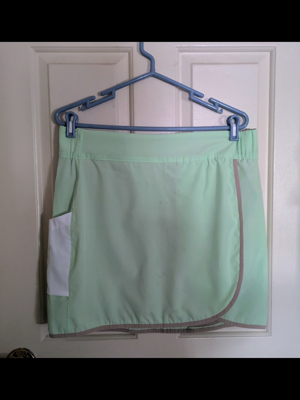 Columbia Women's Omni-Wick Mint Green Mini Skort with Contrast Trim Size 16 NWT - Picture 2 of 10